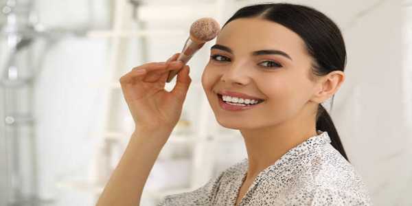 10 Steps To Achieve A Minimalist “No-Makeup” Look
